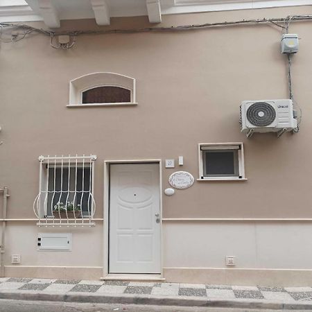 La Chicca Nel Centro Villa Massafra Exterior foto
